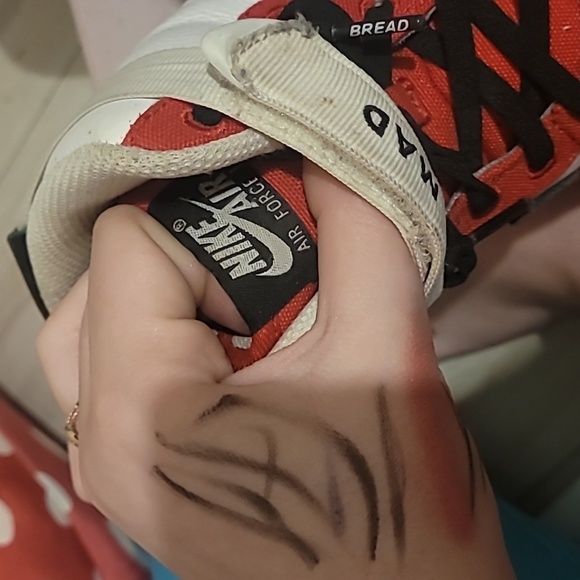 Nikes customs - Picture 3 of 3